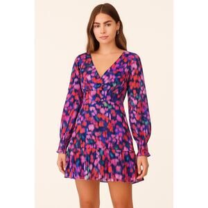 NEW- NWT MinkPink LS Animal Print Calista Dress Small Multicolor